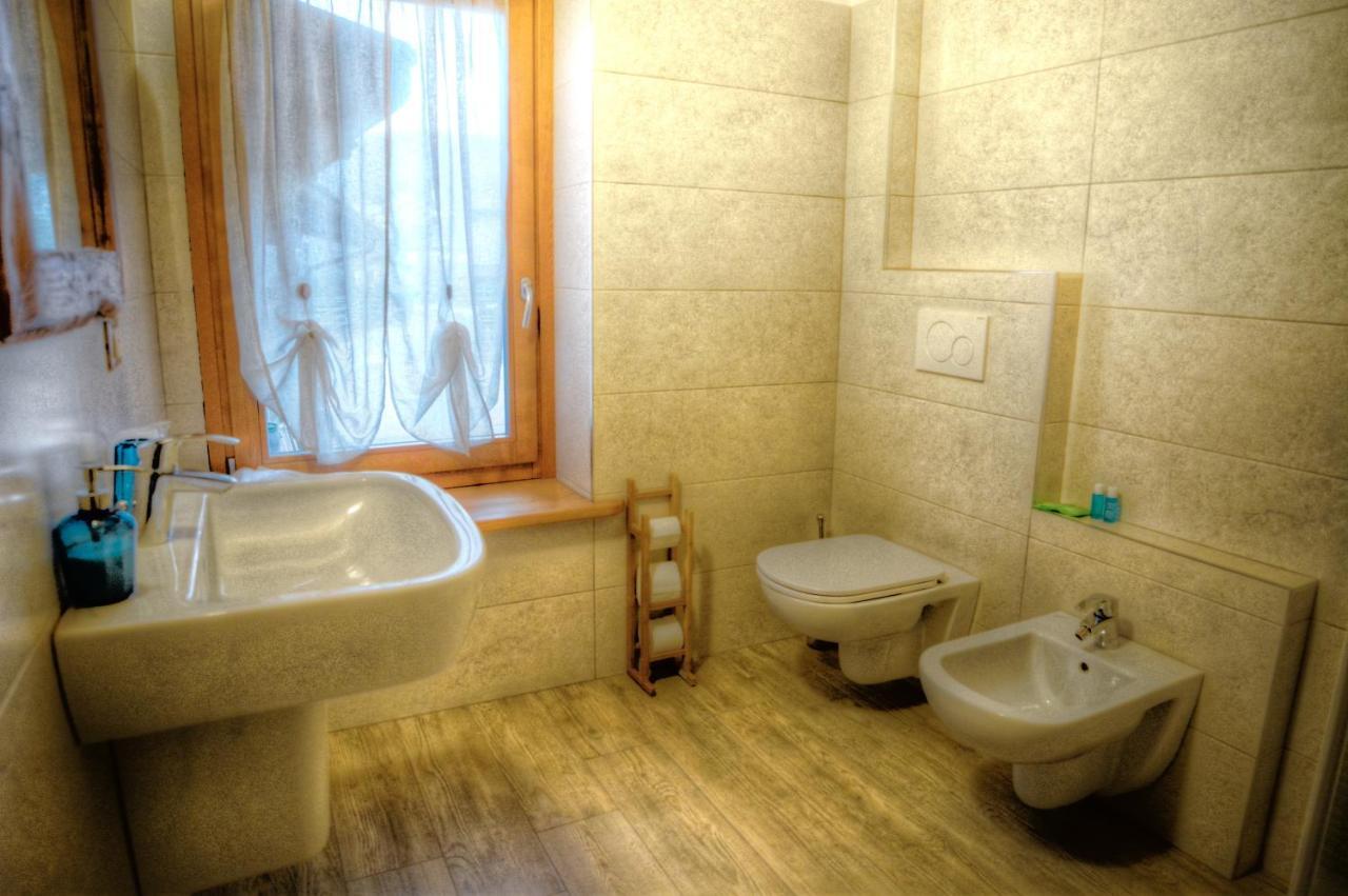 Cascina Del Sole Villa Asso Kültér fotó